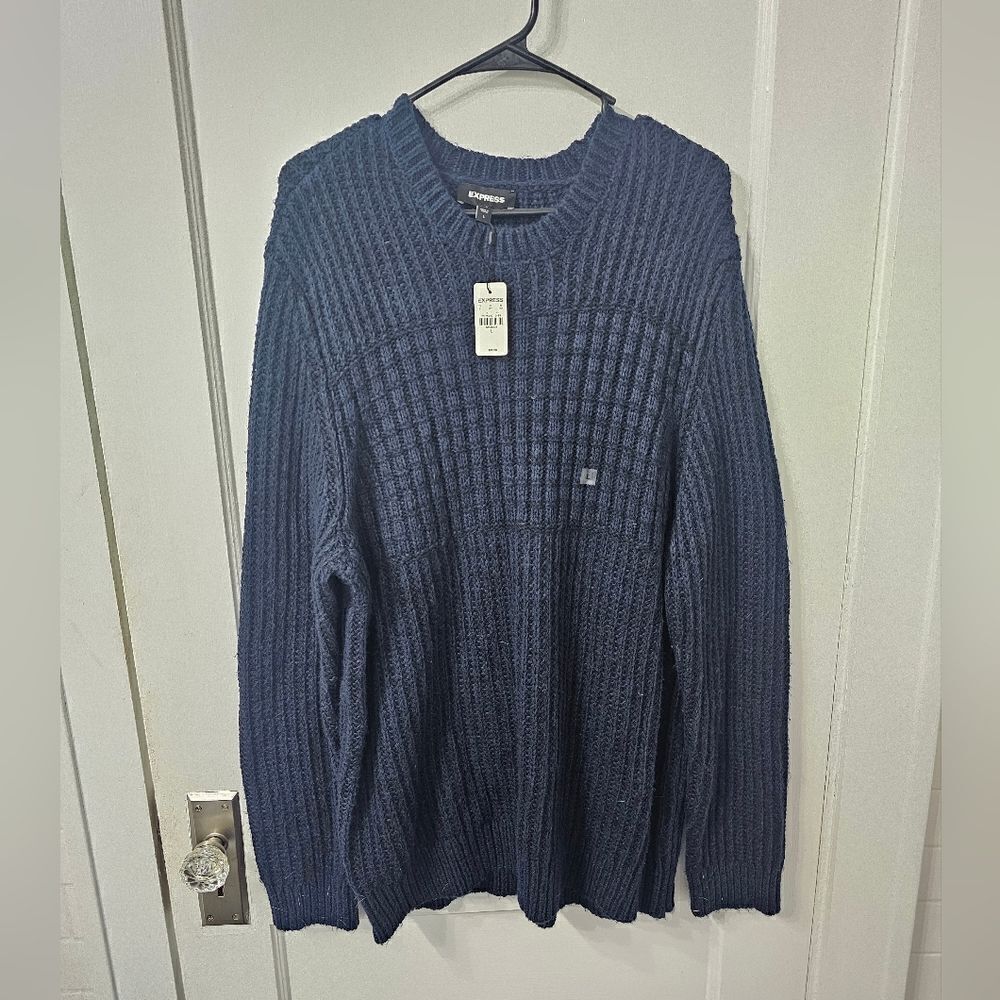 NWT Express mens blue and black sweater.  Sz large